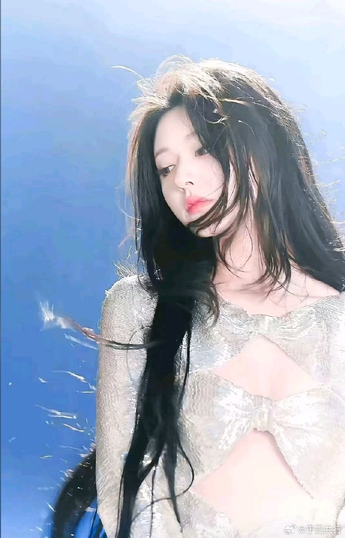 艹女人逼软件社区功能